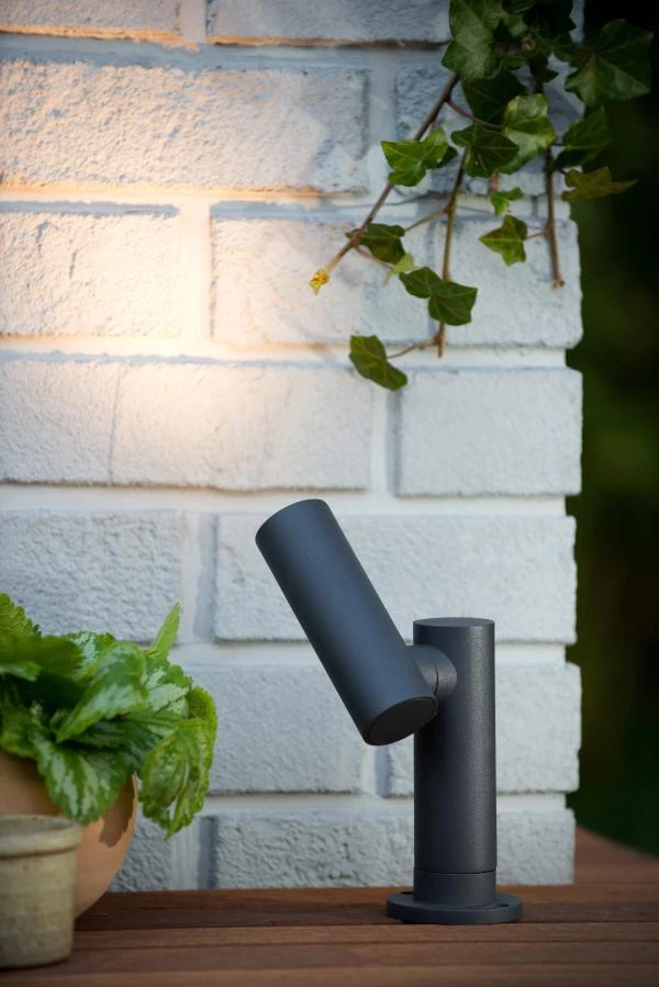 Lucide TATUM - Garden spotlight - LED - 1x5W 3000K - IP65 - Anthracite - atmosphere 2